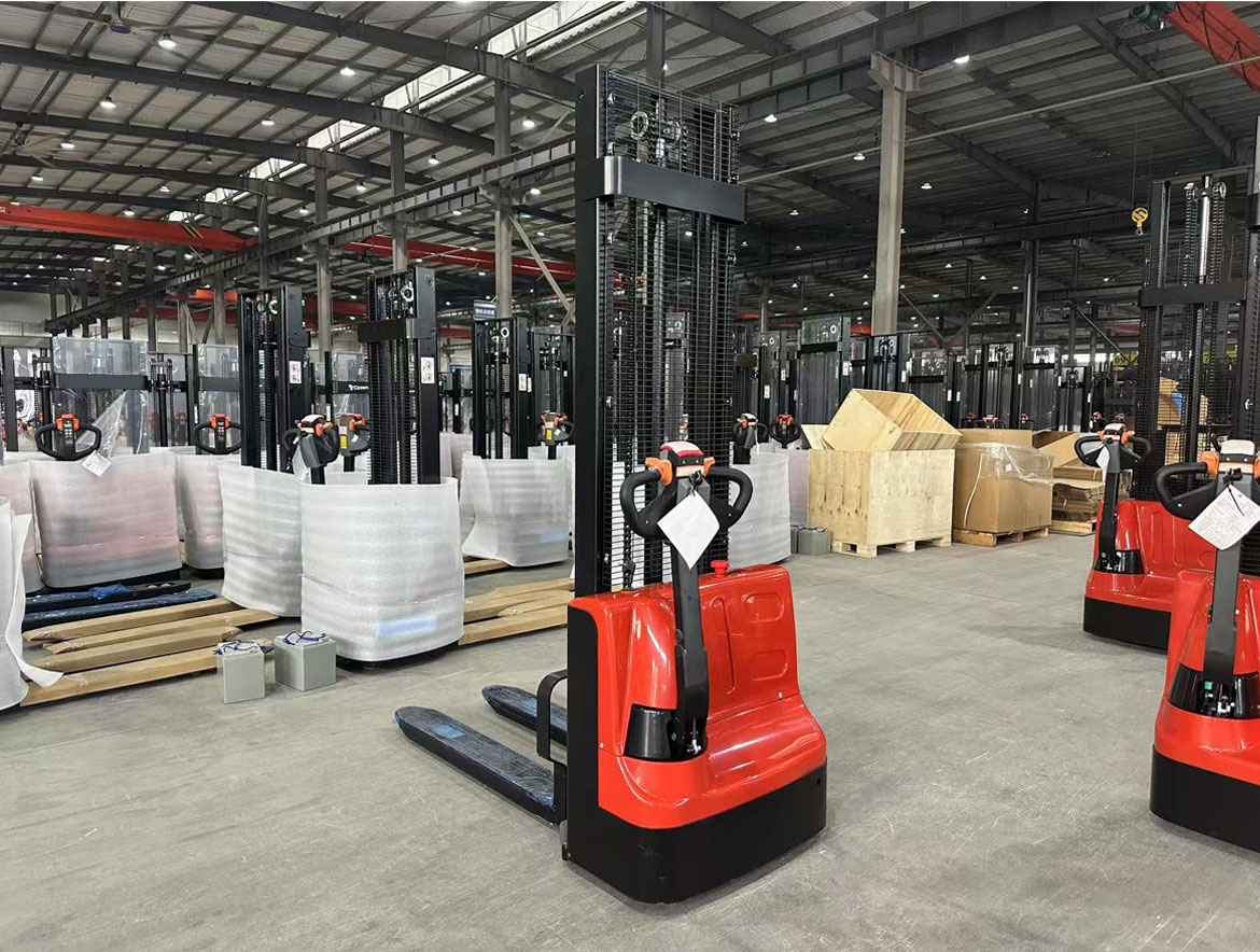 全电动托盘堆垛车