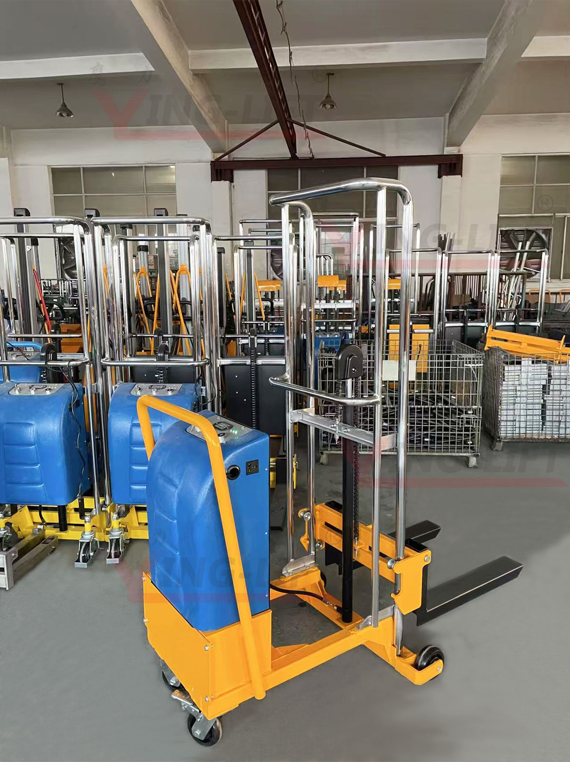 迷你型平衡堆高车 EZ